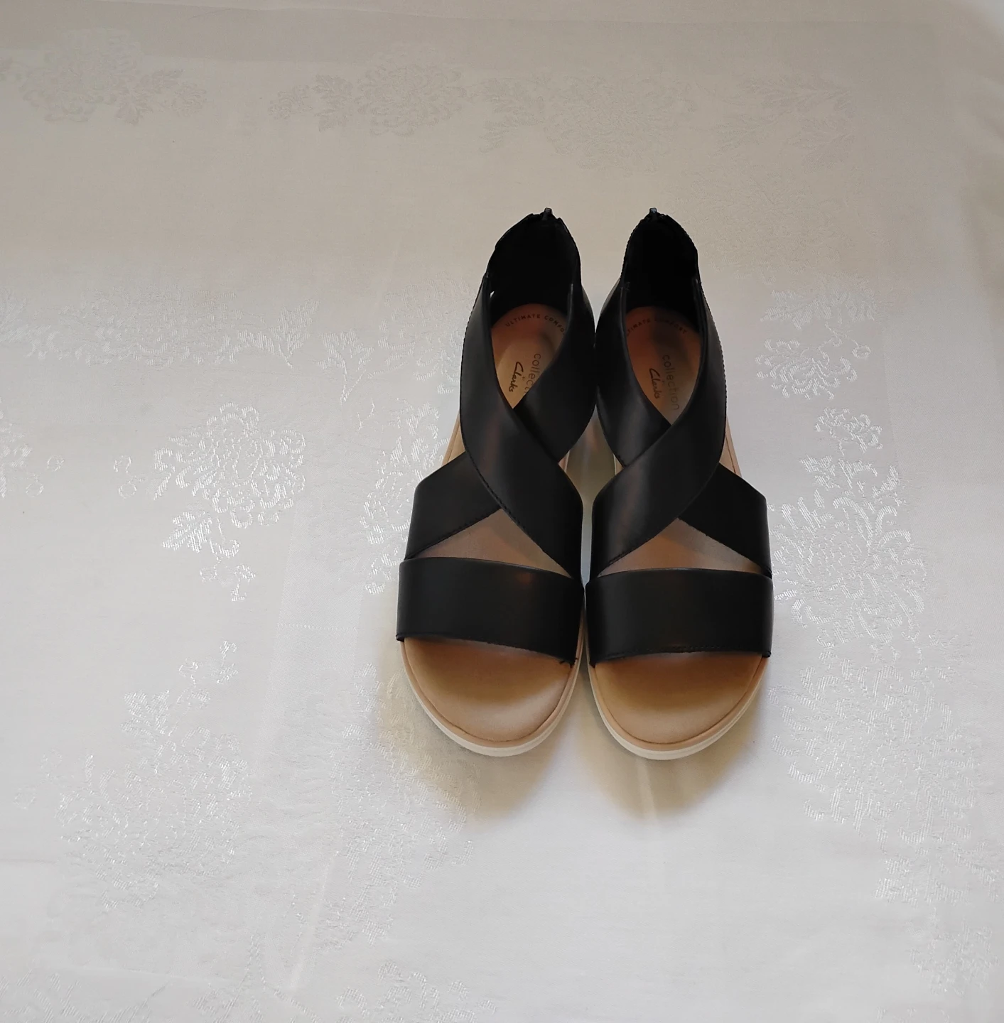 Clarks Black Leather Strap Wedge Sandals - photo 3