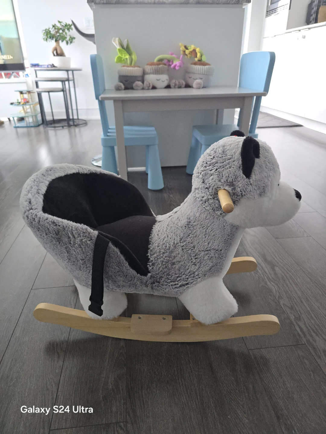 Plush Husky Rocker - photo 2