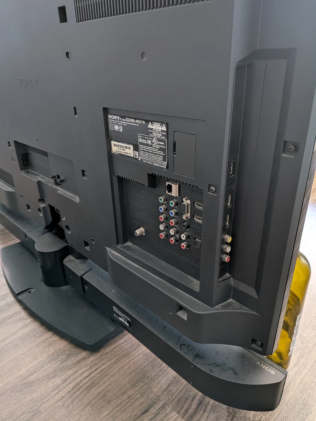 40" Sony Bravia TV with sound system - photo 4