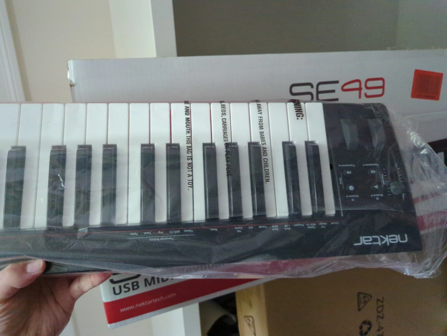 Nektar SE49 USB MIDI Keyboard - photo 2