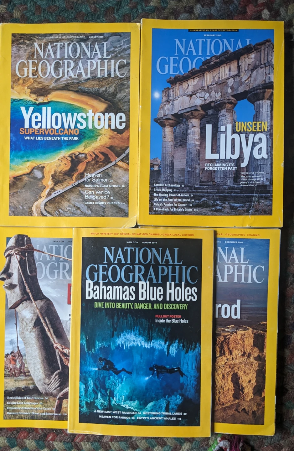 National Geographic Magazines (Set of 15) - photo 4