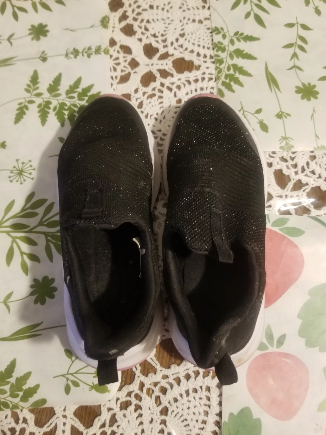 Kids' Black Sparkle Slip-On Sneakers Size 4 - photo 2