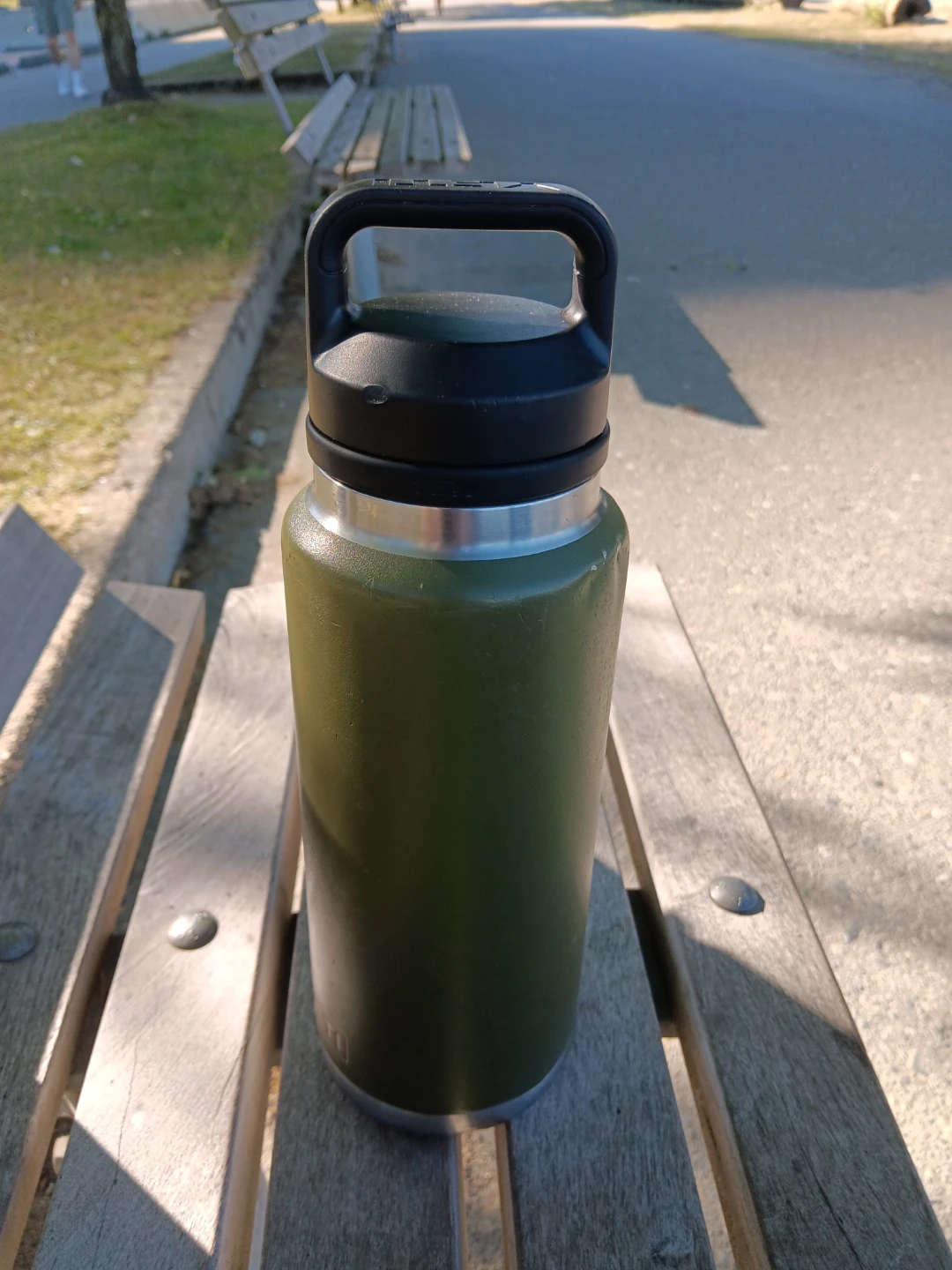 Green Insulated Yeti Water Bottle