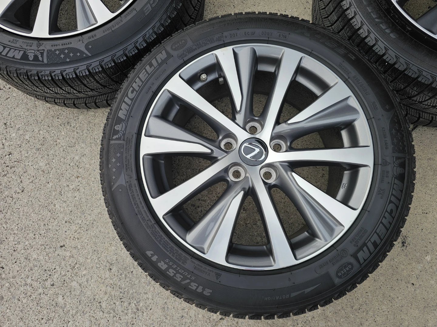 LEXUS ES, IS O.E.M RIMS AND WINTER TIRES 215/55 R17 - photo 5