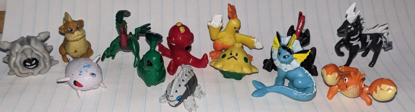 Pokemon Figurines Lot