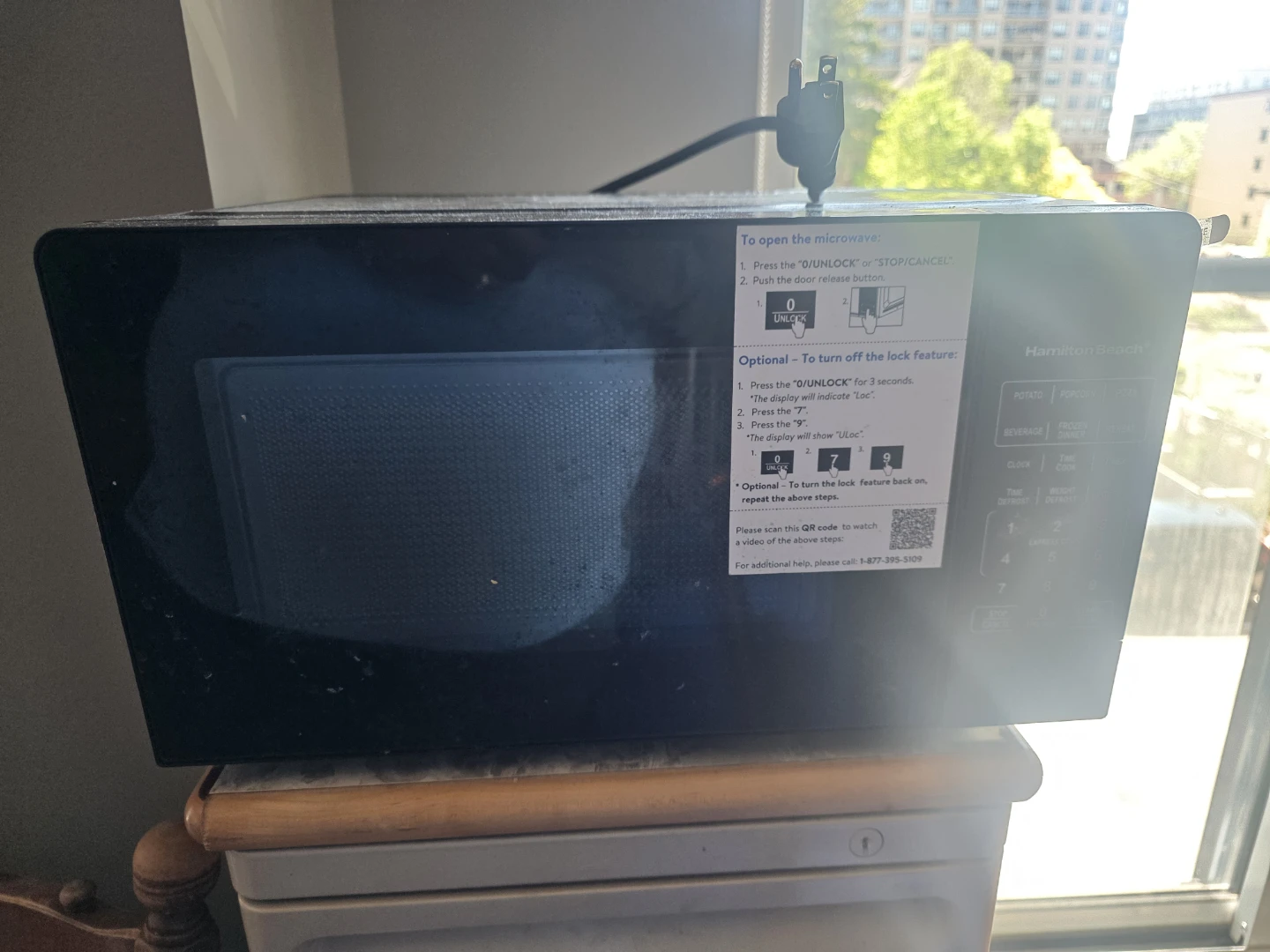 Microwave oven - photo 2