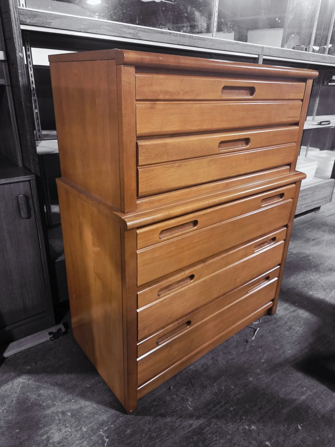 MCM 5 Drawer Solid Maple Dresser (Delivery Available) - photo 3