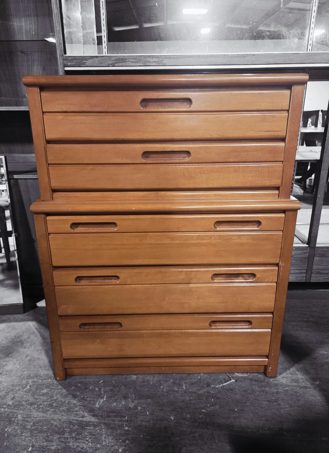 MCM 5 Drawer Solid Maple Dresser (Delivery Available) - photo 4