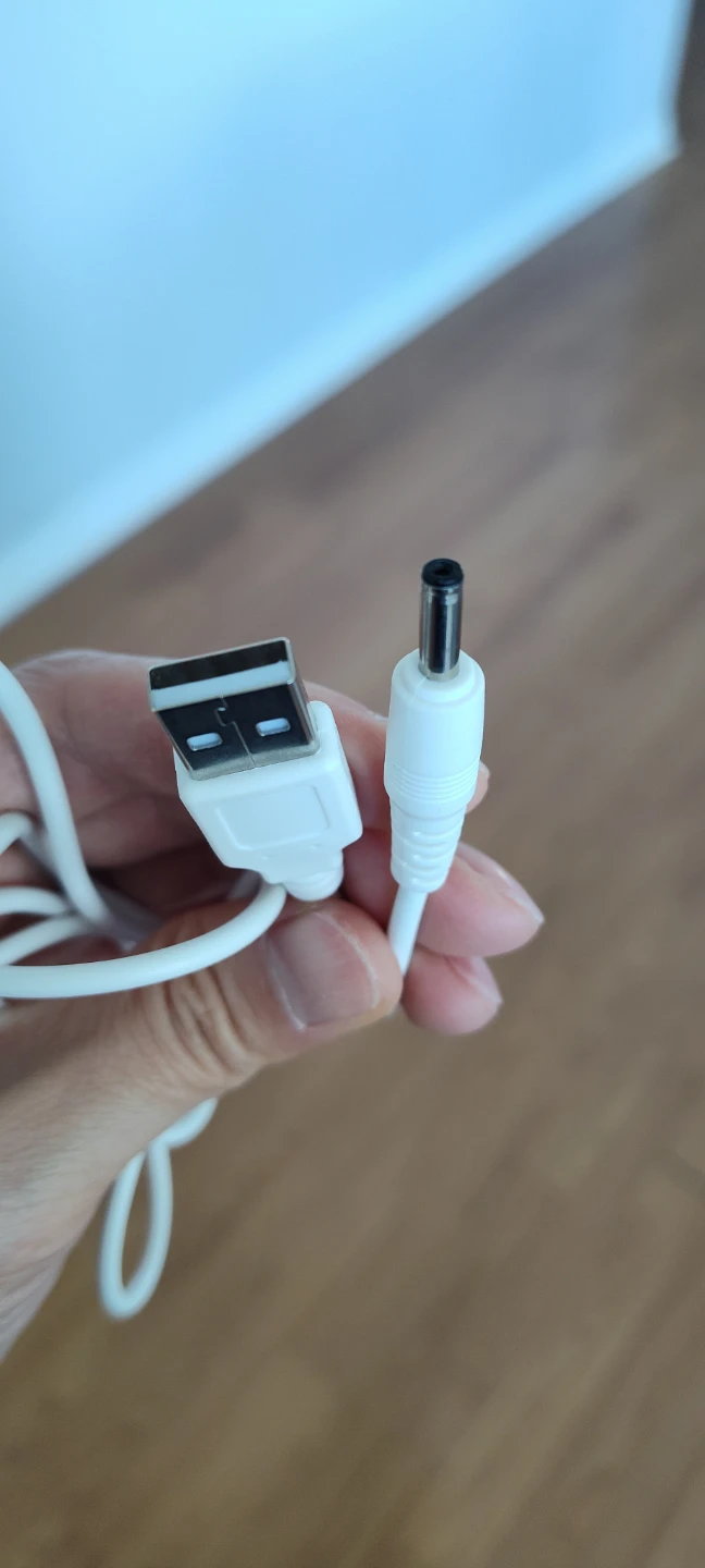 White USB to DC Barrel Jack Power Cable - photo 3