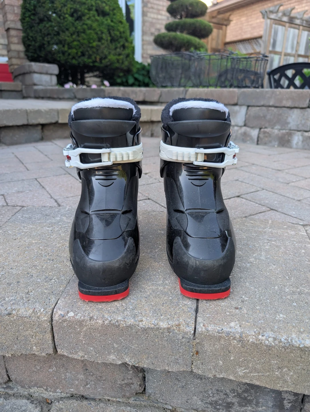 Boy's Techno Pro Ski Boots - size 22 - photo 2