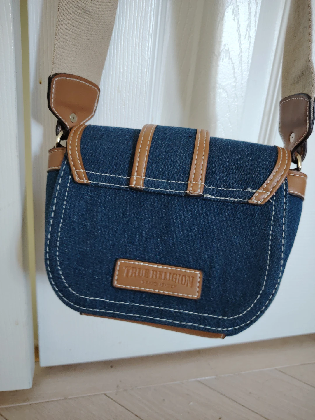 ⚽️True Religion Denim Crossbody Bag - photo 2