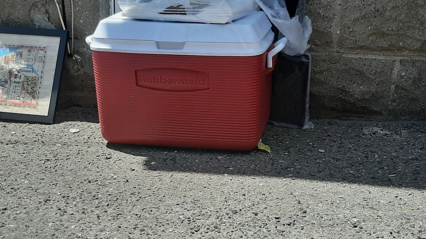 Rubbermaid Red Cooler