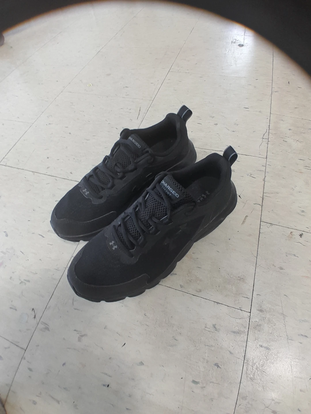 Under Armour Charged Assert Men's Running Shoes Size 10 - photo 4