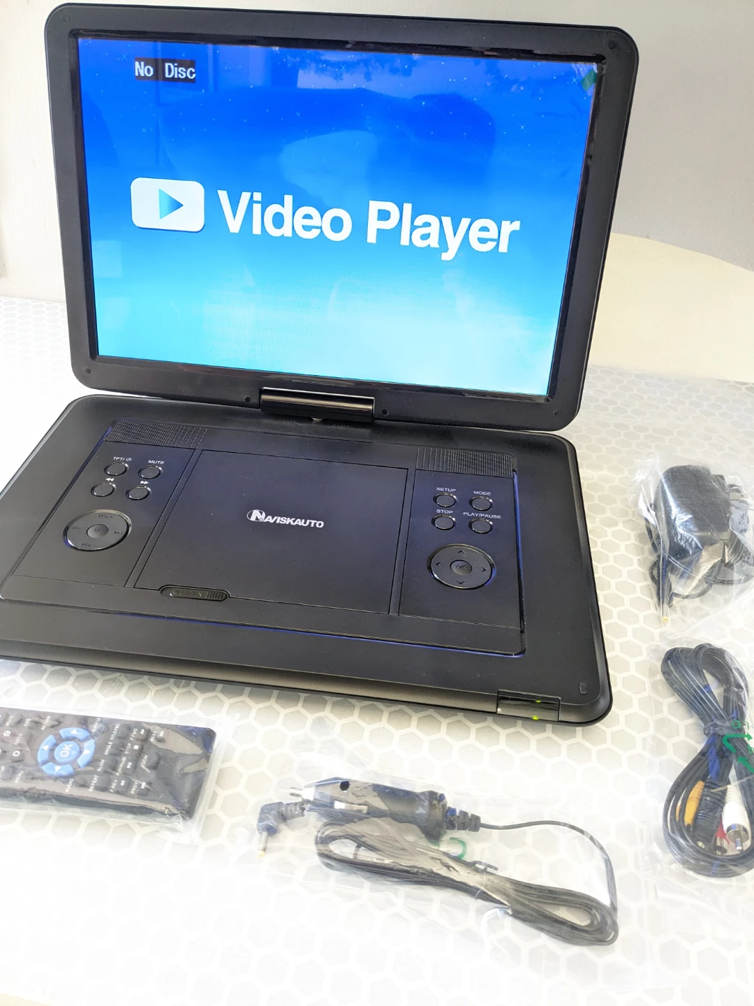 RECHARGEABLE Multi- Media Player with Remote Control
