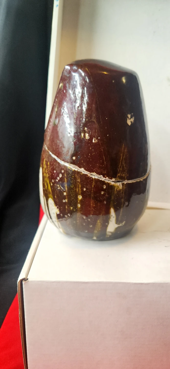 Unique Ceramic Pot with Lid - photo 2