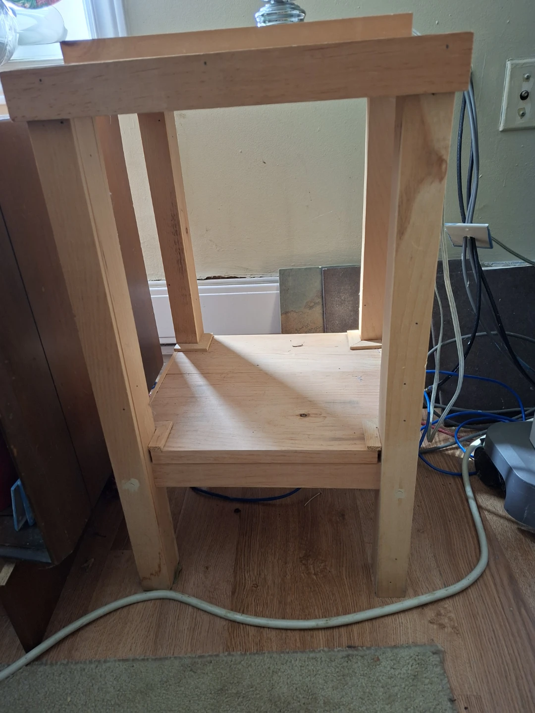 *** Wooden Stand/Table ***
