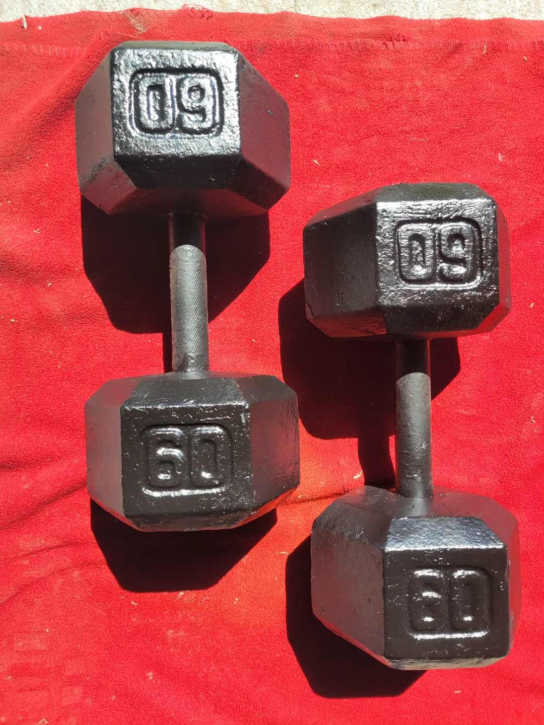 SET OF 60LB.  HEXHEAD DUMBBELLS TOTAL 120LBs