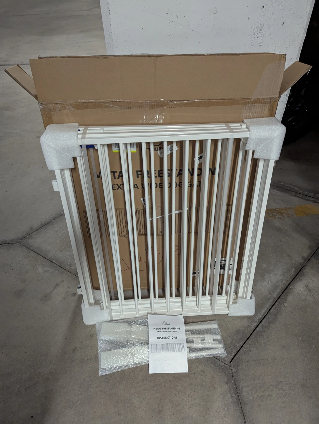 104" Extra Wide Metal Dog Gate with Door - Foldable - photo 4