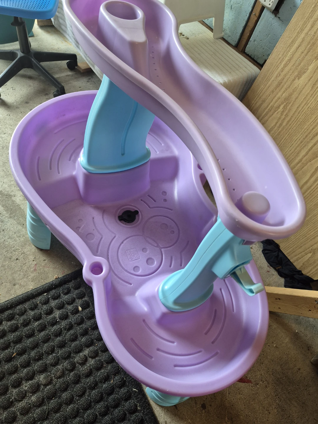 Step2 Water Table with Slide