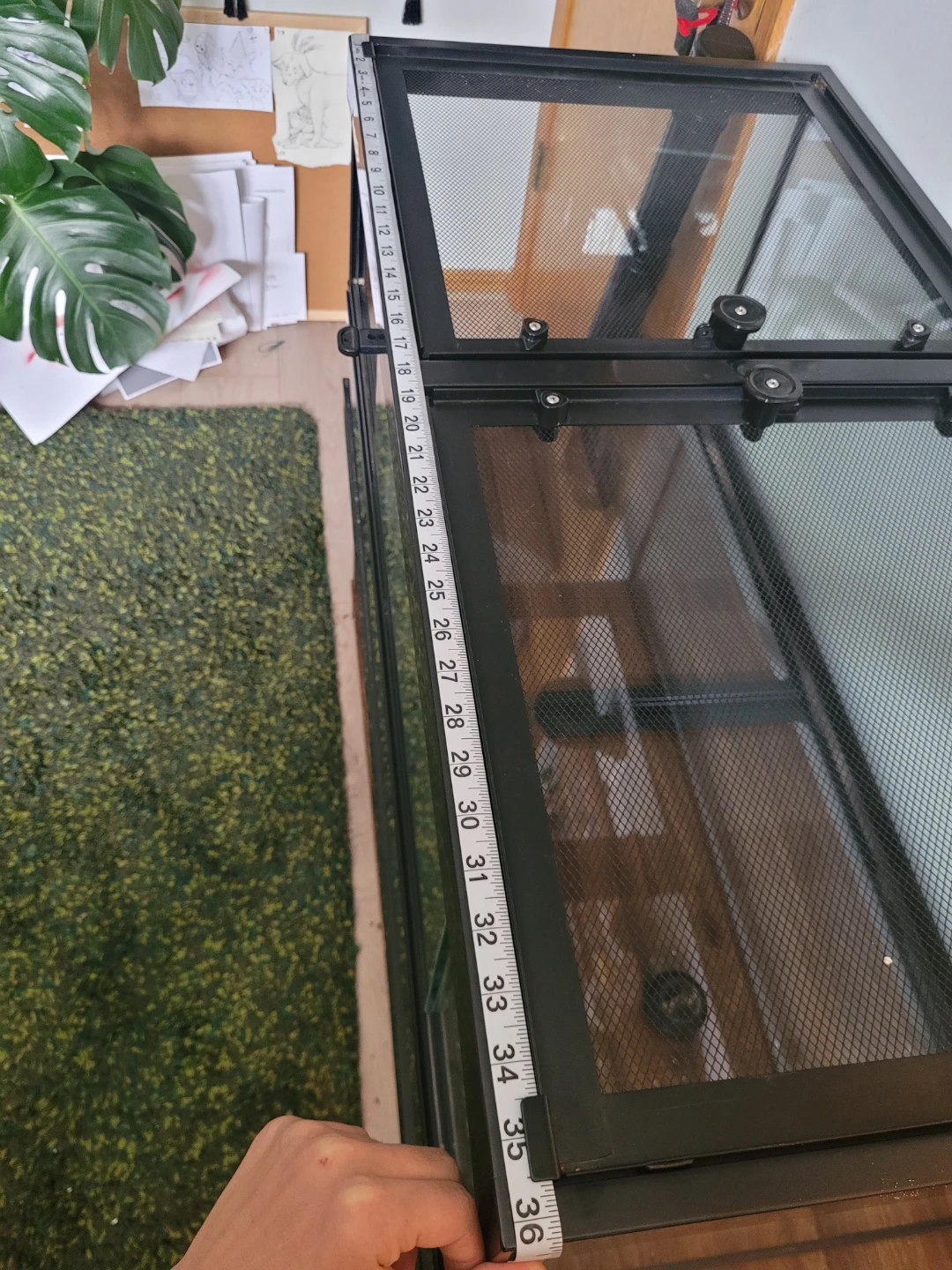 40 Gallon Terrarium + Decorations + Free Stand - photo 5