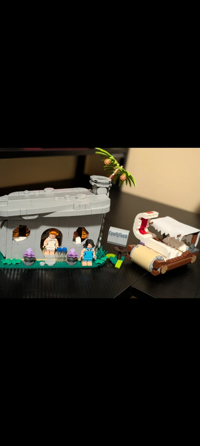 Retired LEGO The Flintstones Set