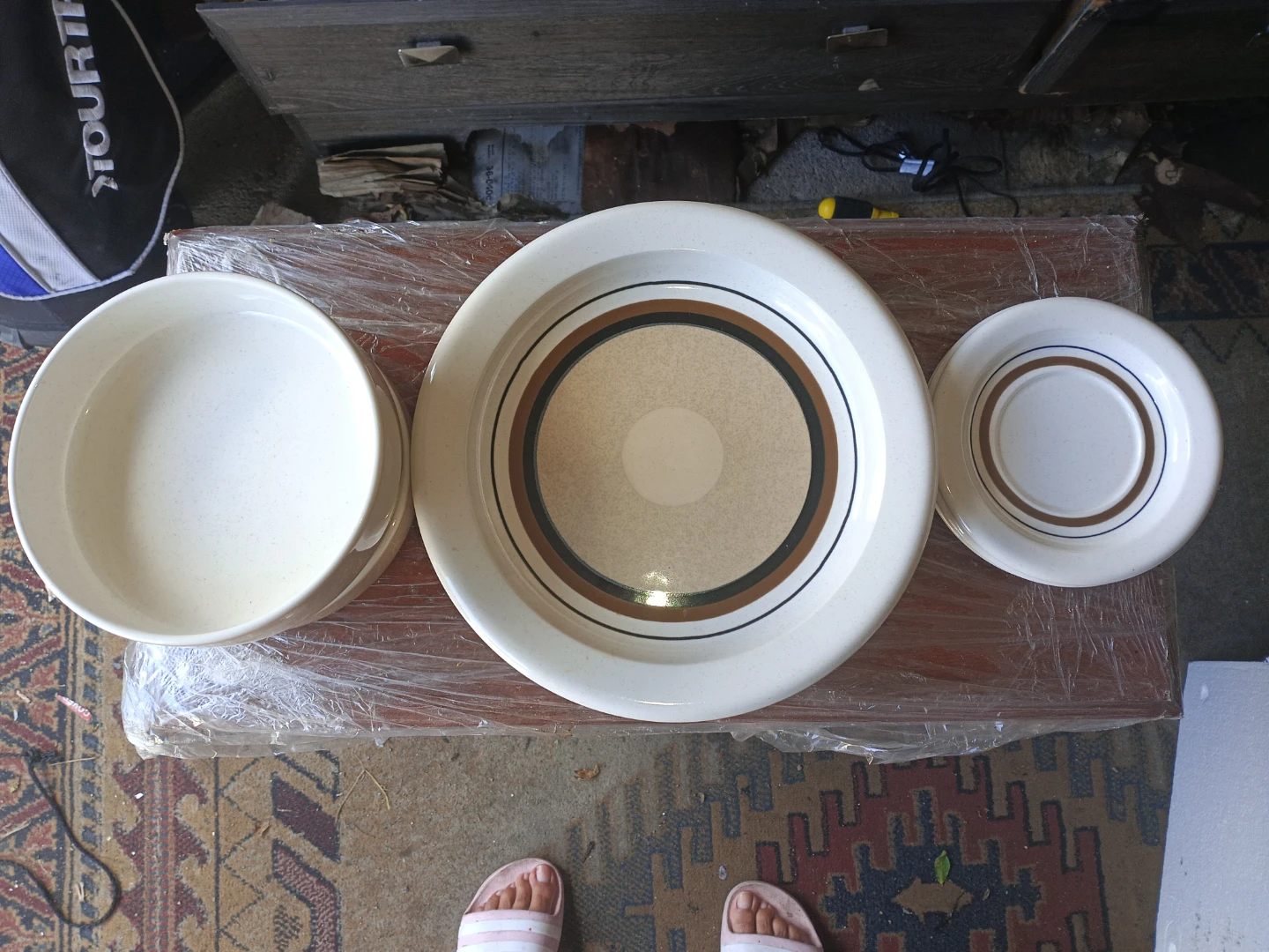Dinnerware Set - Plates and Bowls
