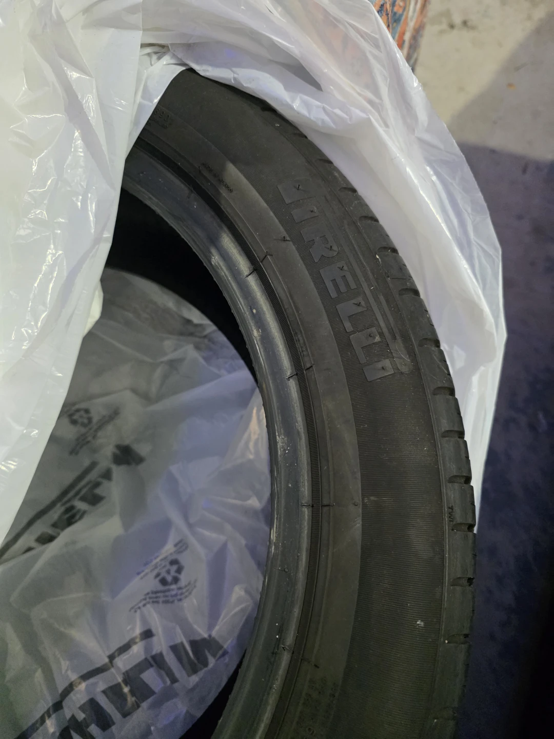 Pirelli All Season Tire 225/50R17 - photo 2