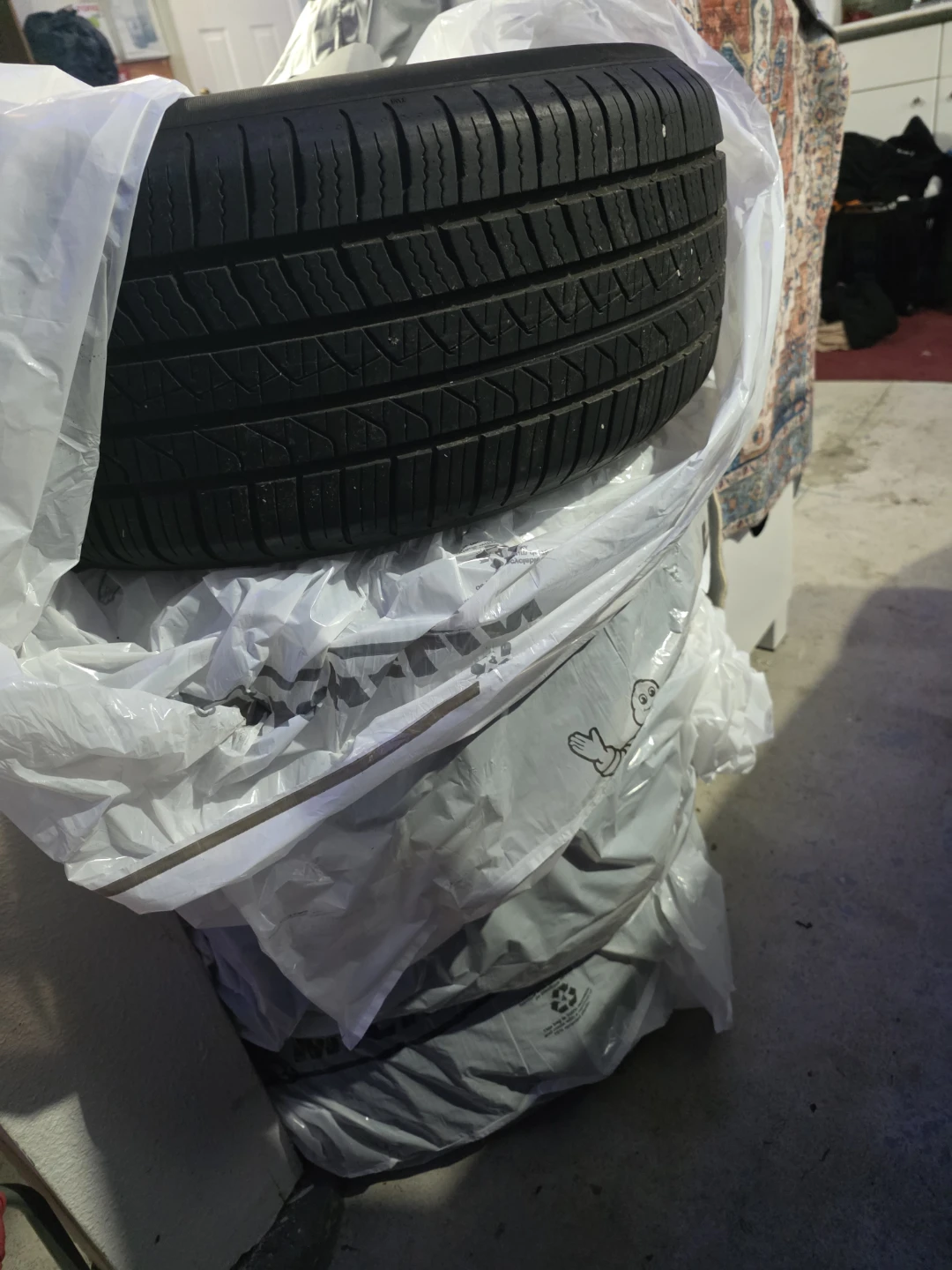 Pirelli All Season Tire 225/50R17 - photo 3