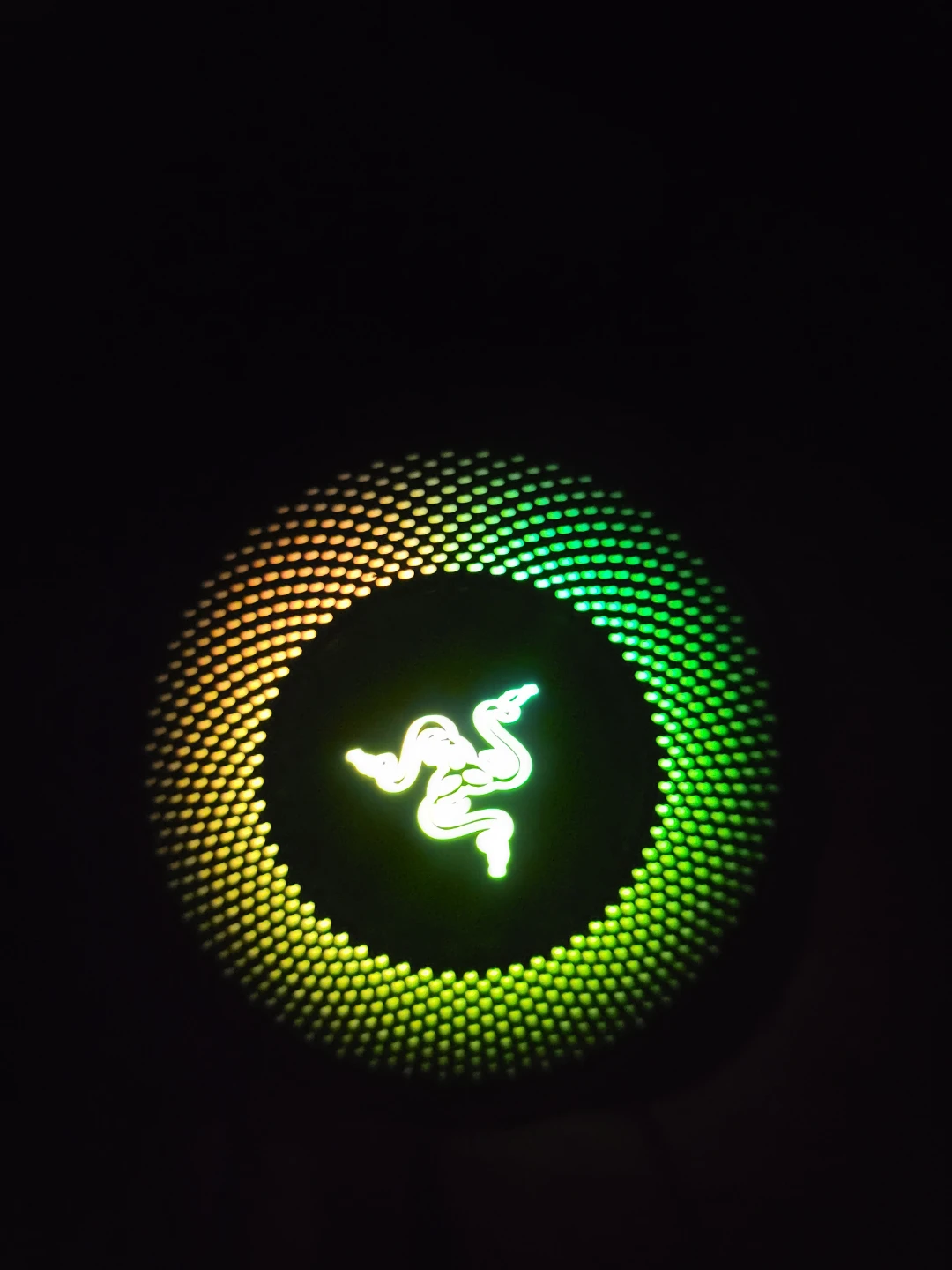 Razer Kraken v4 surround sound 7.1  headset - photo 5