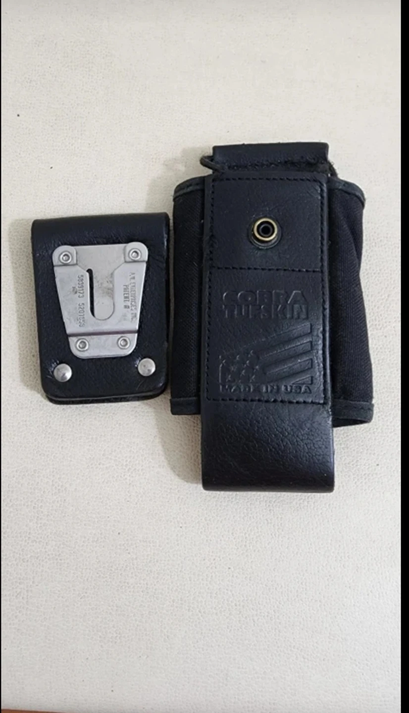 Cobra The Skin Black  Belt Pouch & Clip⚽