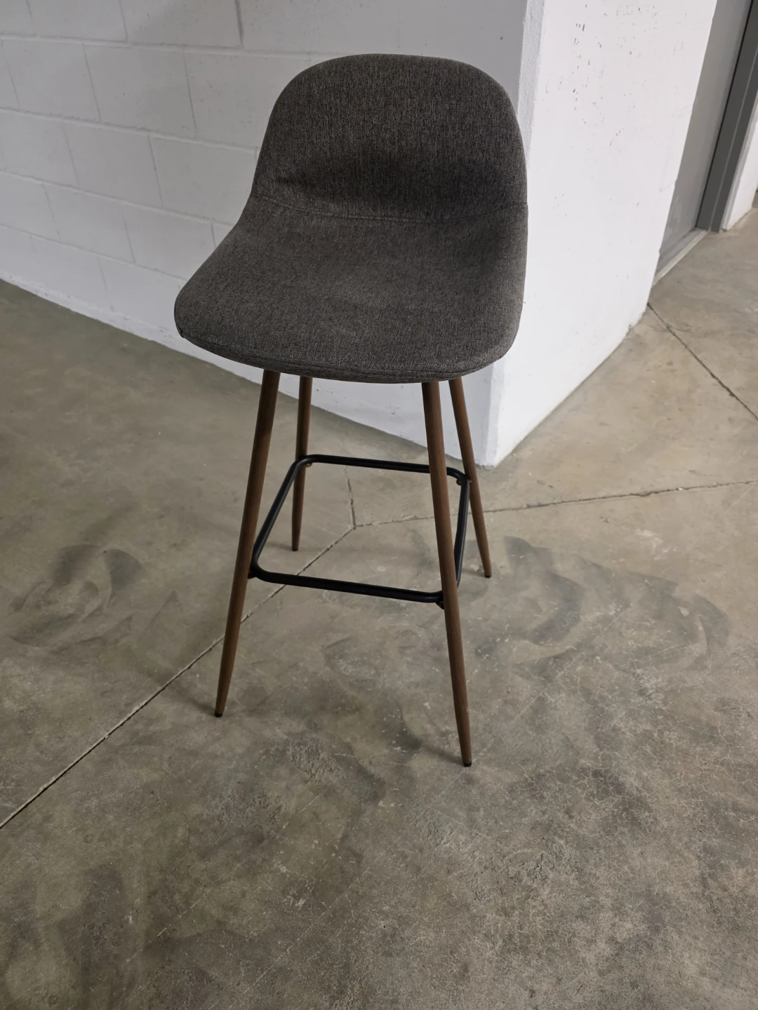 Grey Bar Stool with Wooden Legs - photo 2