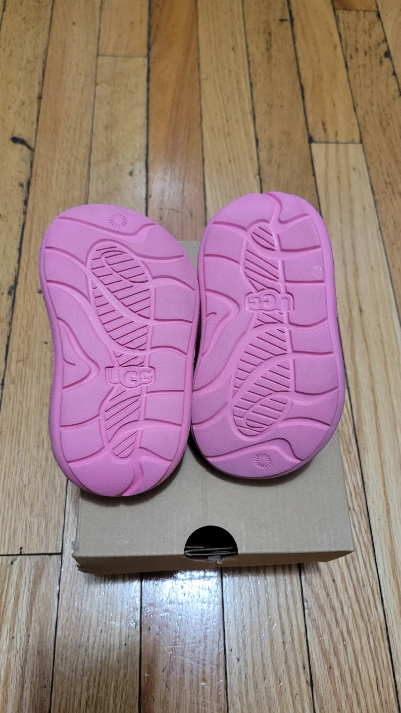 Pink UGG Glitter Sandals Toddler Size 6 - photo 2