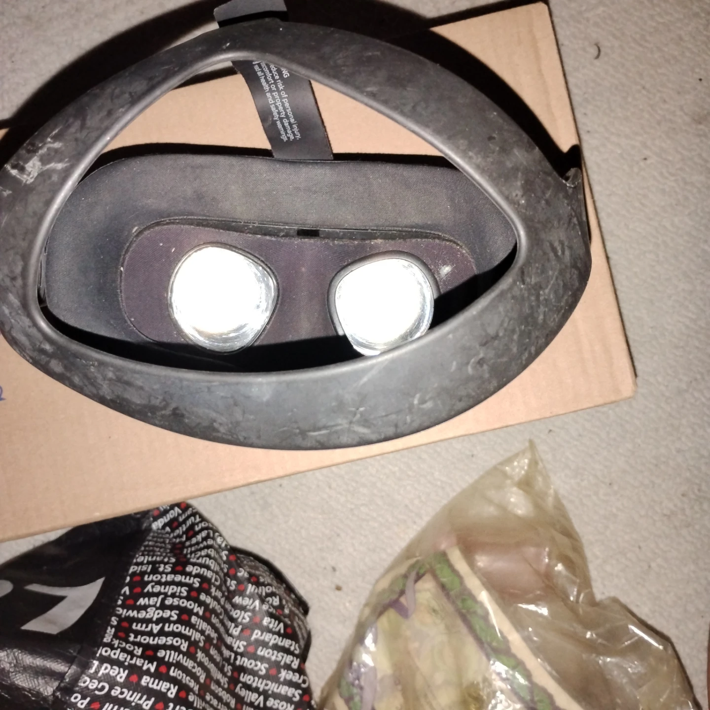 Used VR Headset - photo 2