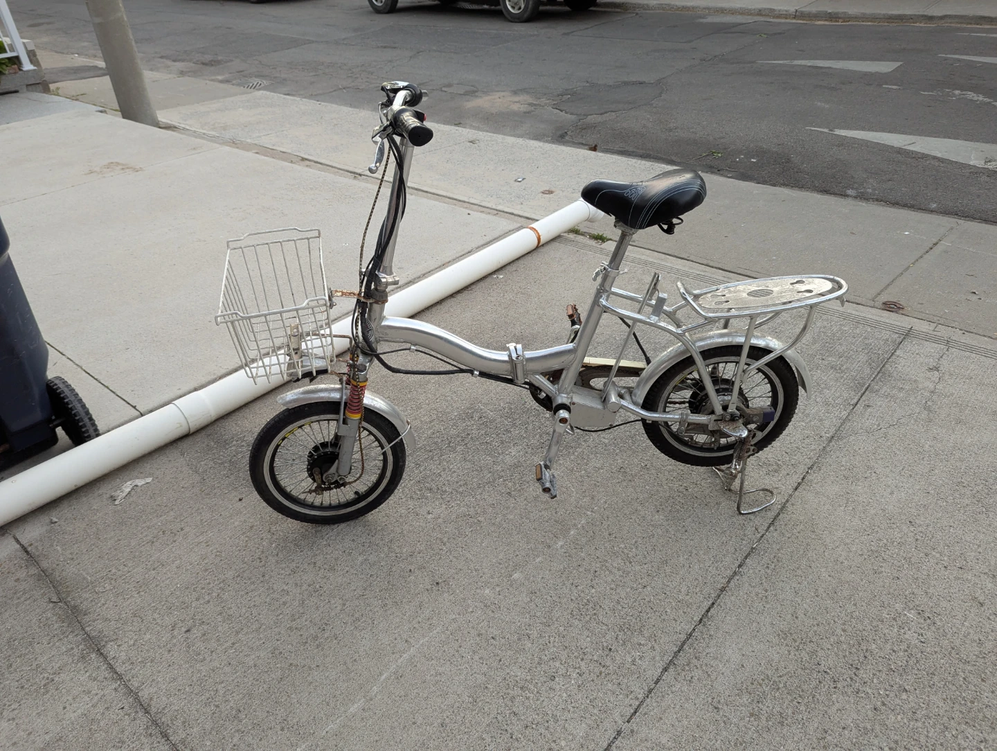 Silver Folding Electric Bicycle - photo 2