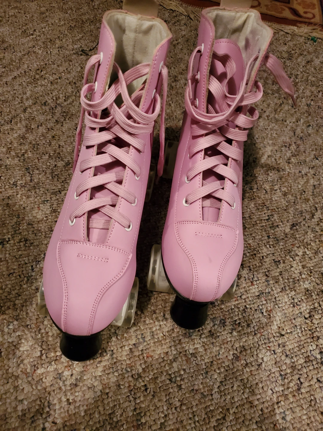 Pink Roller Skates - photo 2