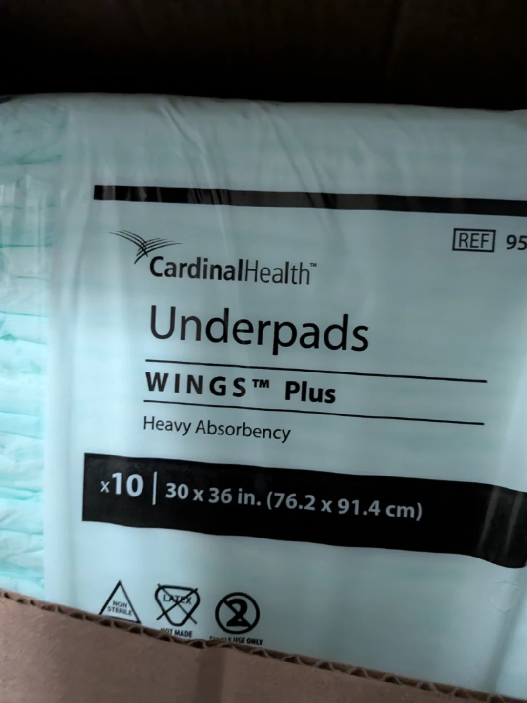 Cardinal Health Underpads WINGS Plus 30 x 36 in. - 50 Pack