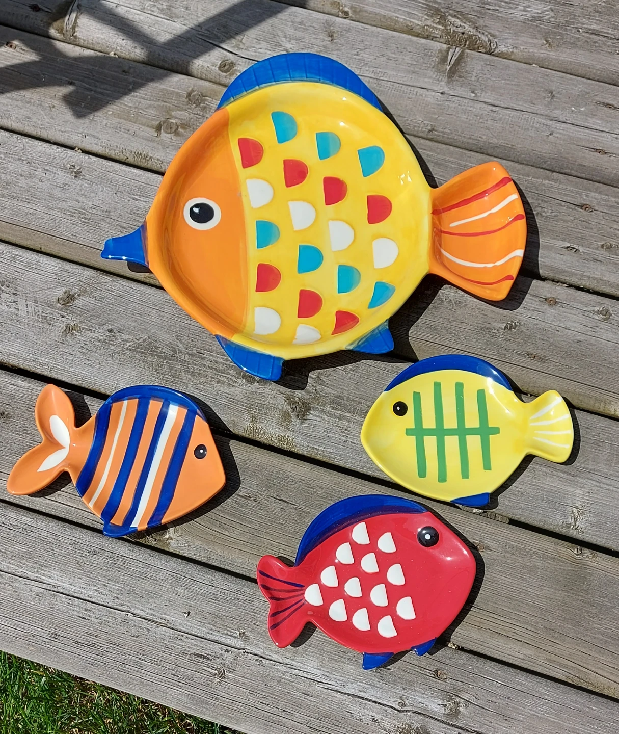 Set of 4 Ceramic Fish Shaped Plates