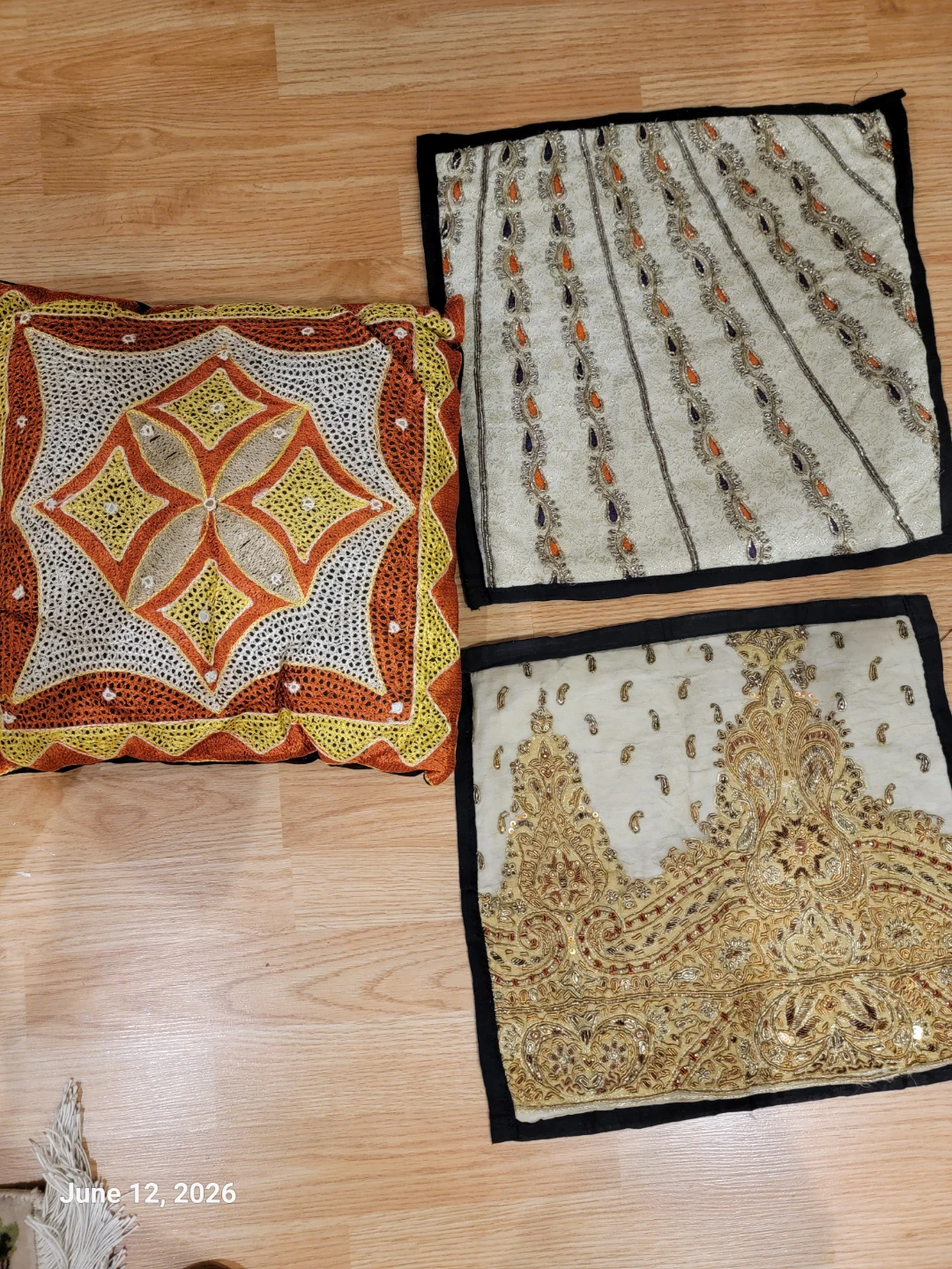 Decorative Embroidered cushion Covers (3-Pack) - photo 5