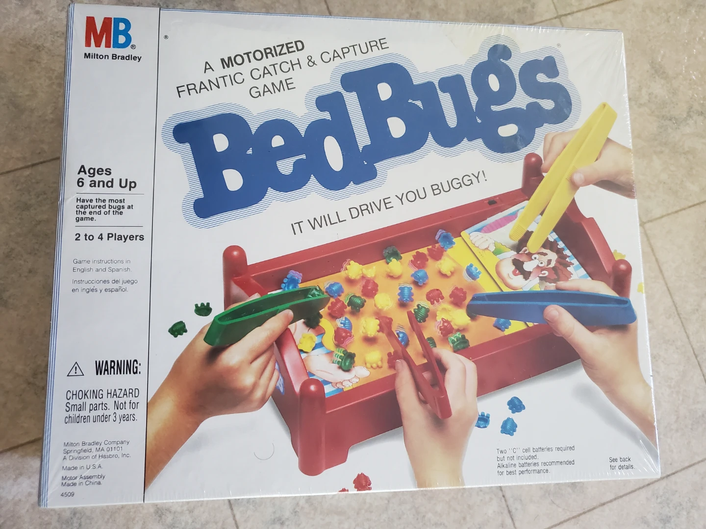 Brand new unbox-Milton Bradley Bed Bugs Board Game