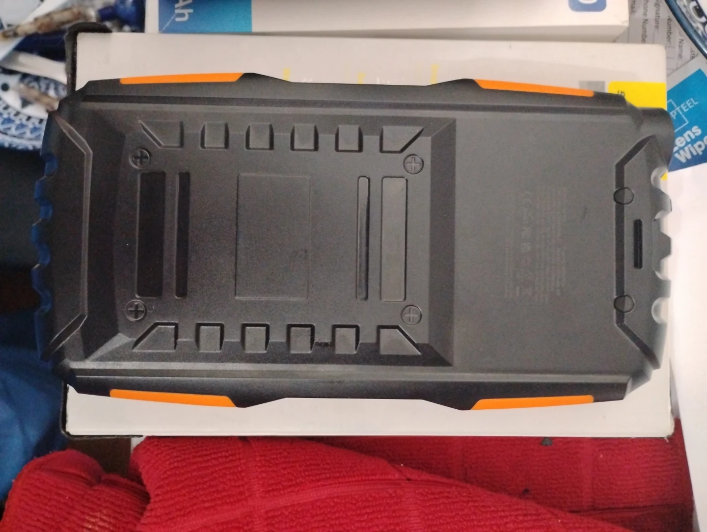 SOLAR-IN Outdoor Protection Charger Portable Solar Power Bank - photo 2