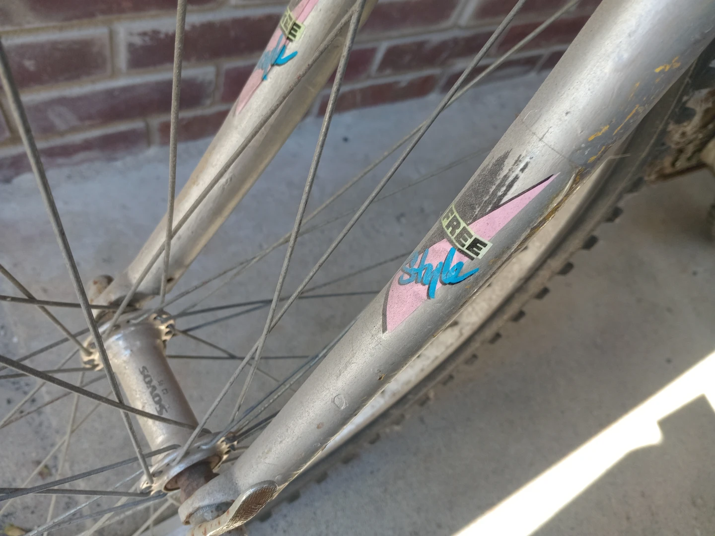 Nova 21-Speed Mountain Bike - photo 4