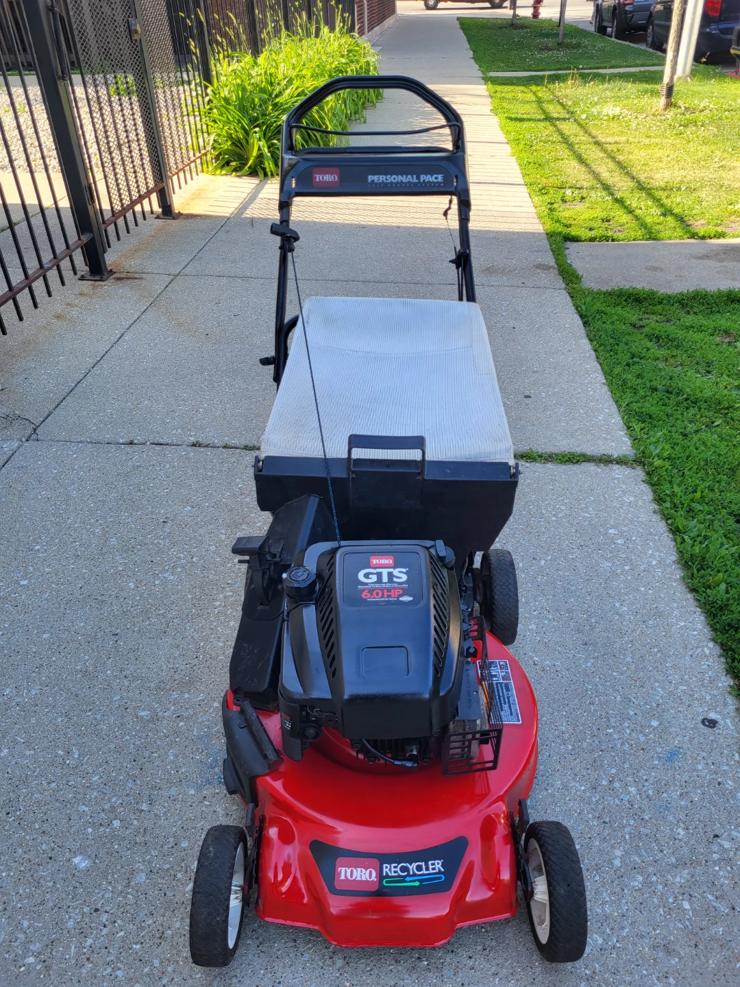 Lawnmover Toro Self Propelled In Excellents Conditions
