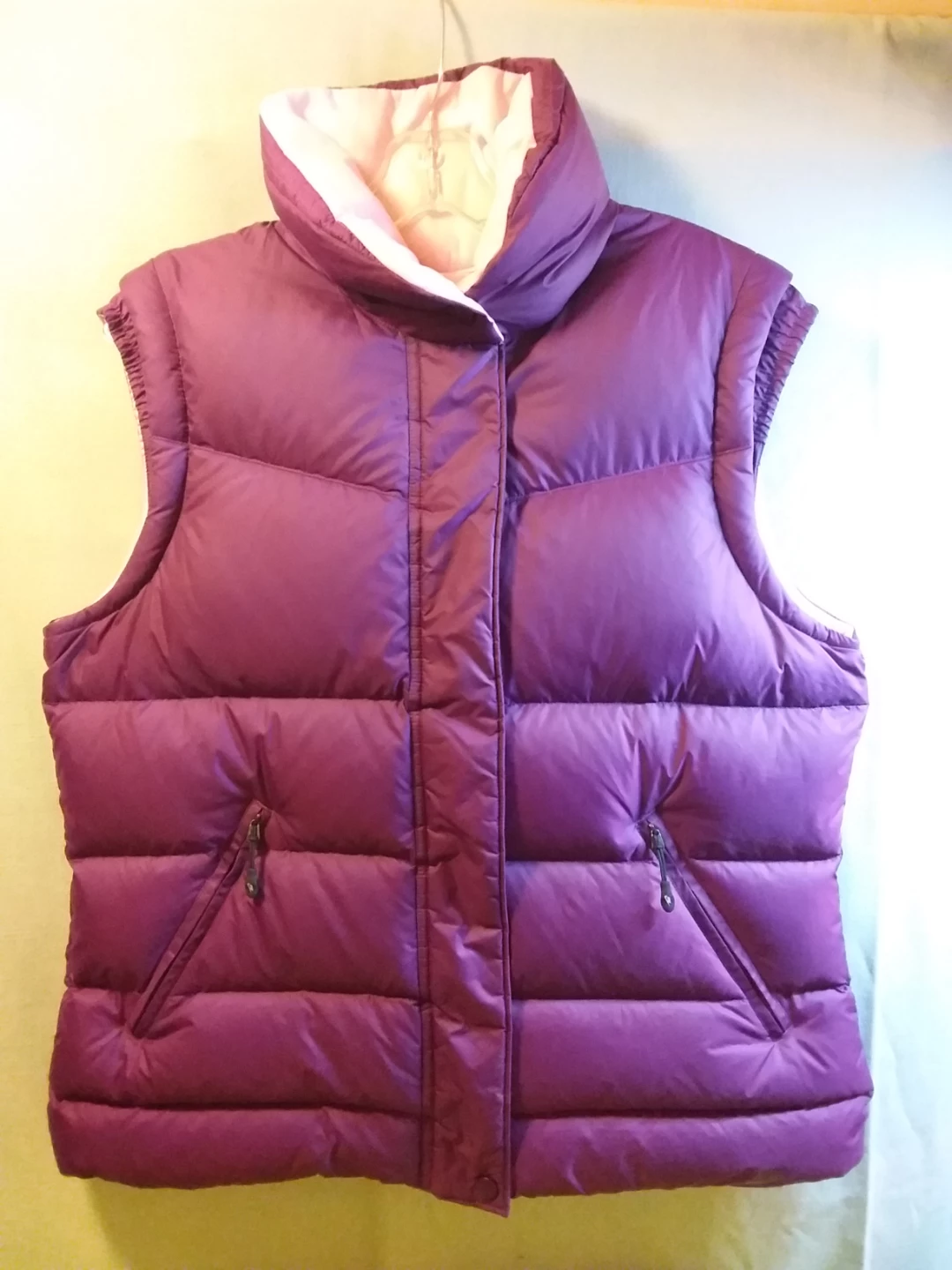 🎽  ➡️ Nike 550 Down Filled Reversible Puffer Vest 🎽