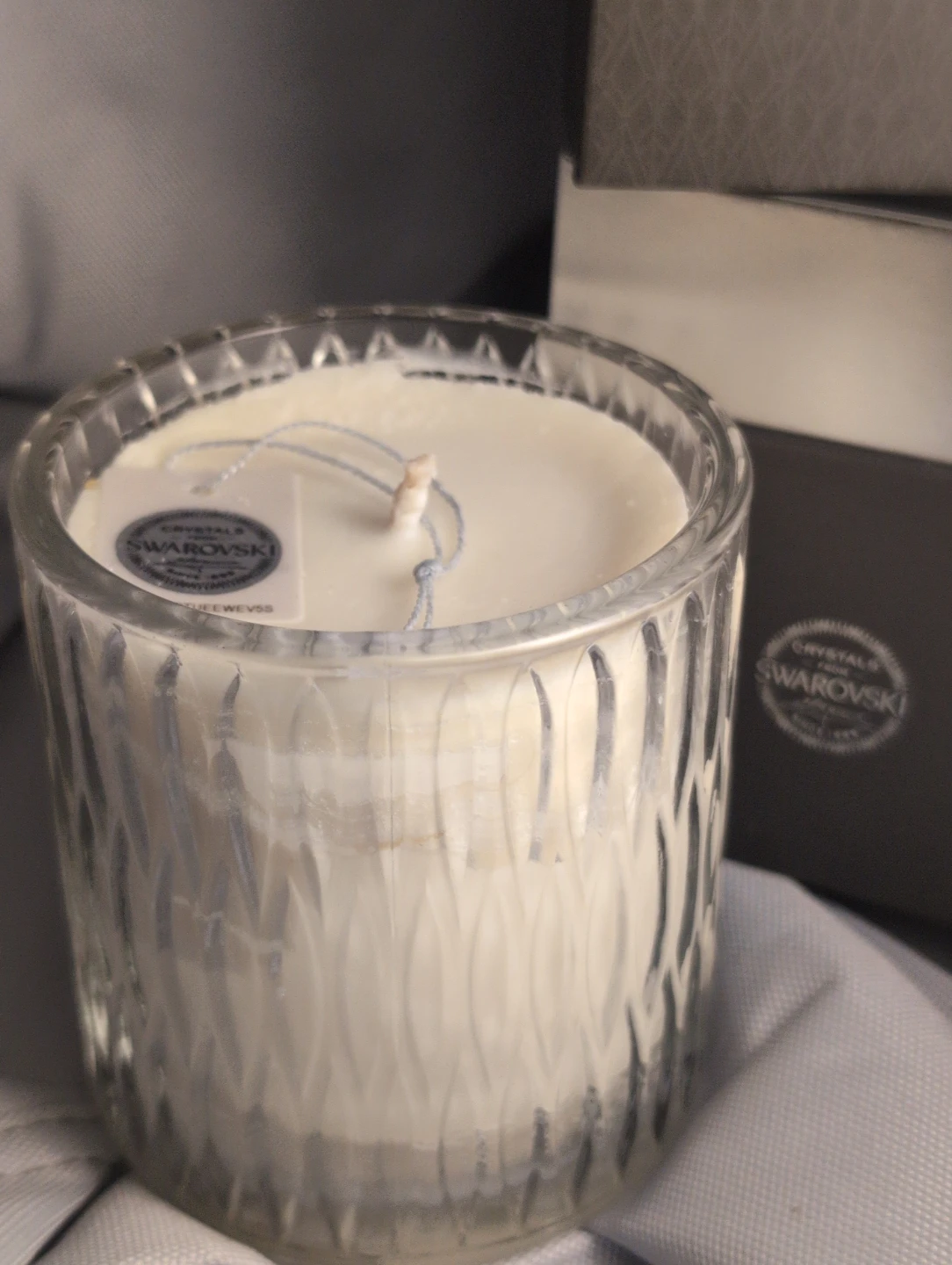 NIC & SYD Earrings and Hidden Jewelry Candle Set - photo 5