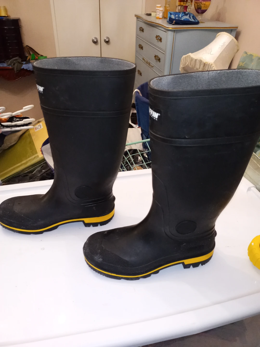 Baffin Steel Toe Rubber Boots - Size 9 - photo 5