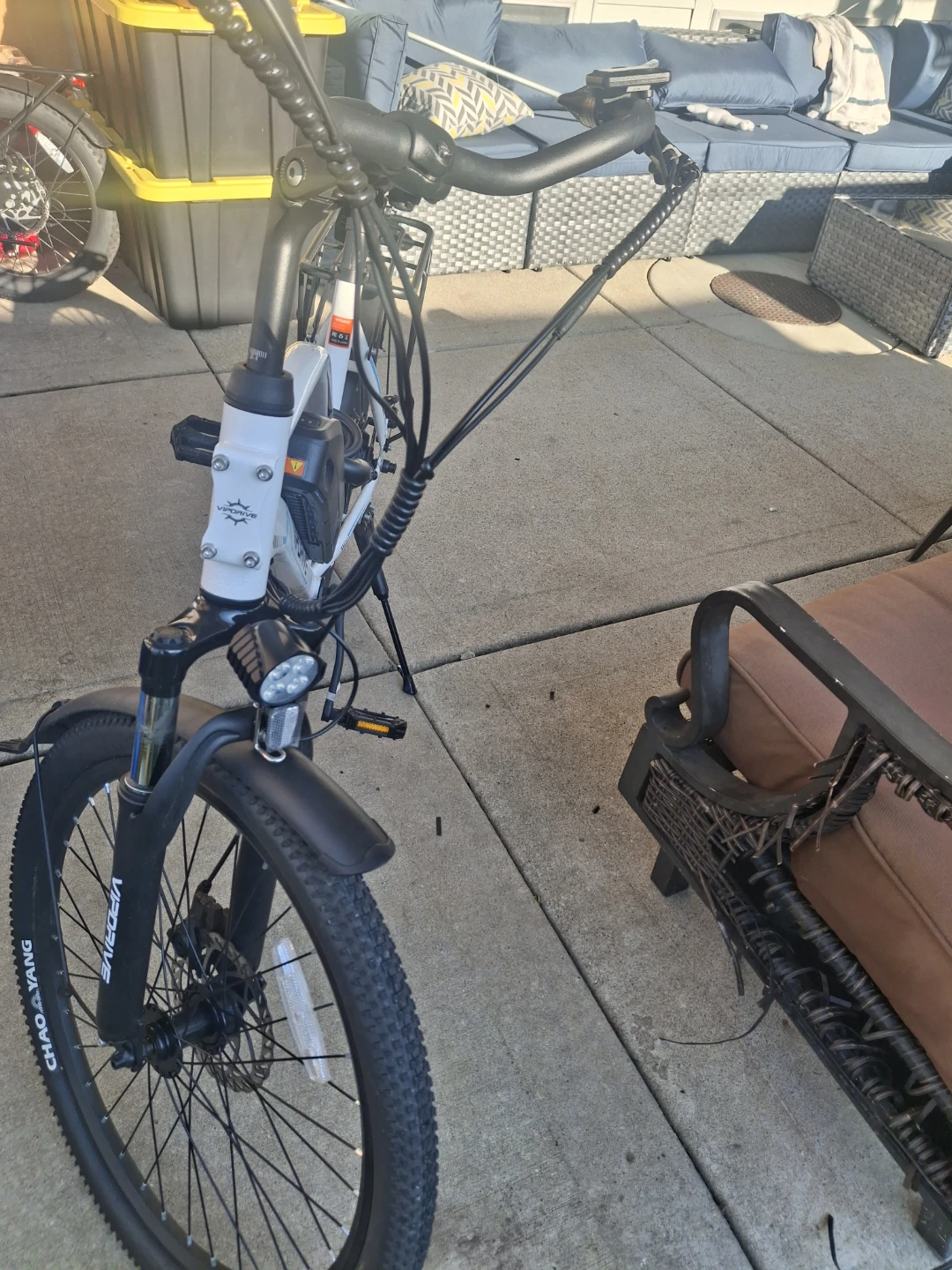 White Urbanite 14 Electric Bike - photo 3