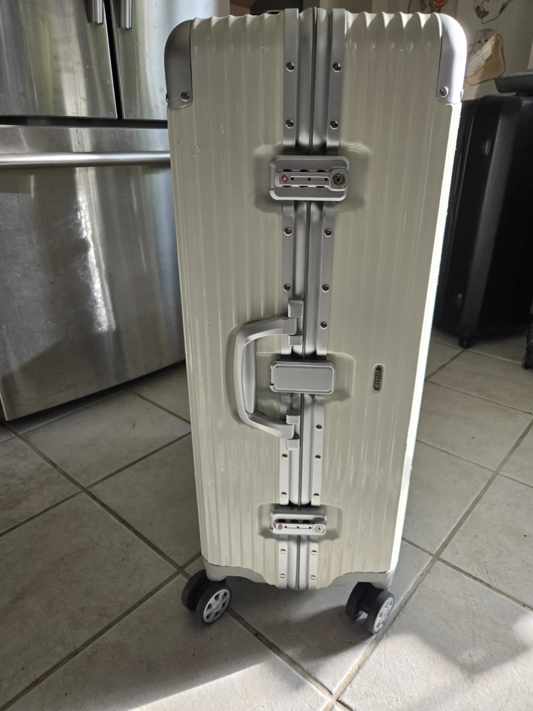 Hard Shell Suitcase - photo 2