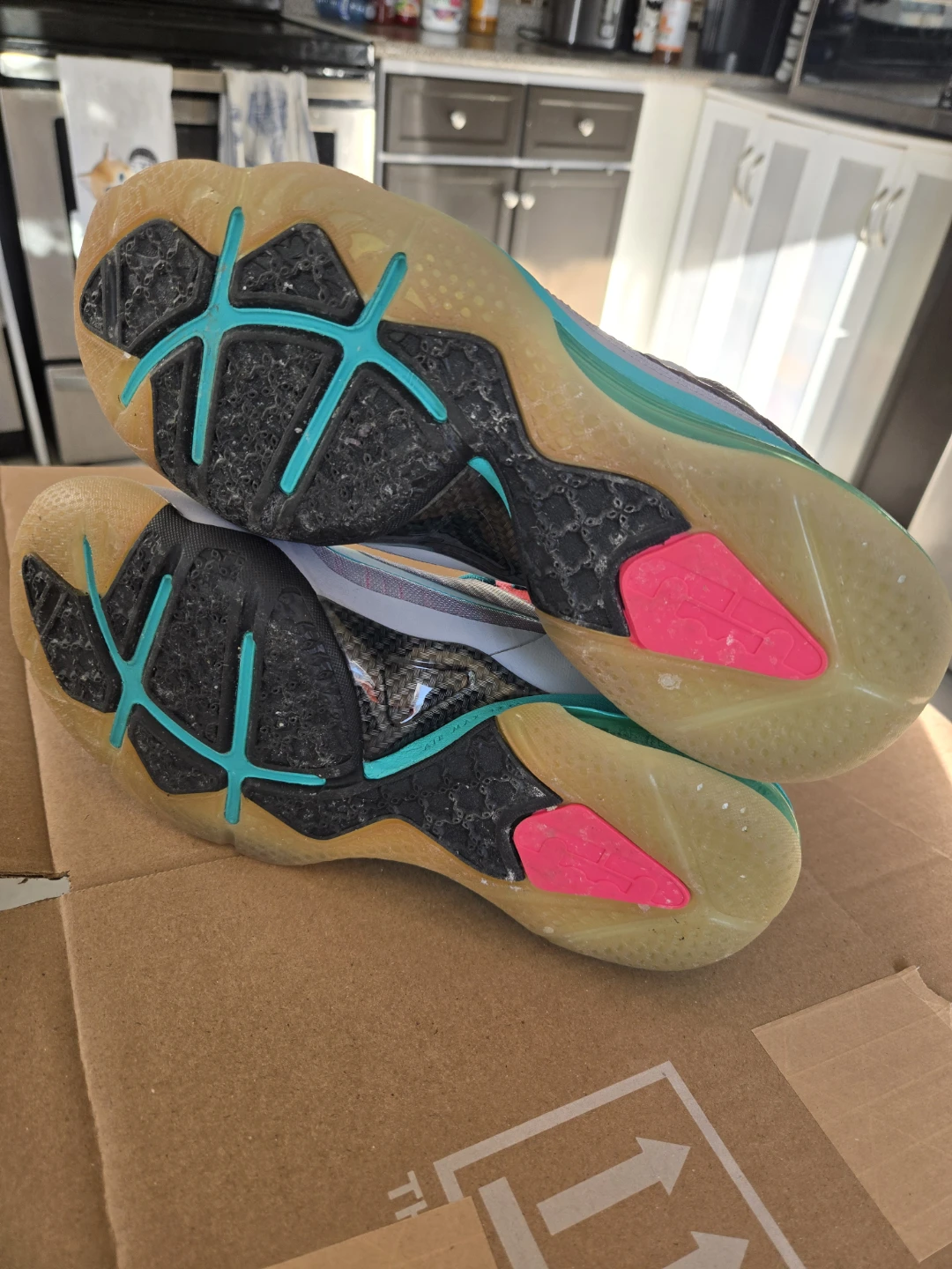 Nike LeBron 9 South Beach (GS) - photo 3