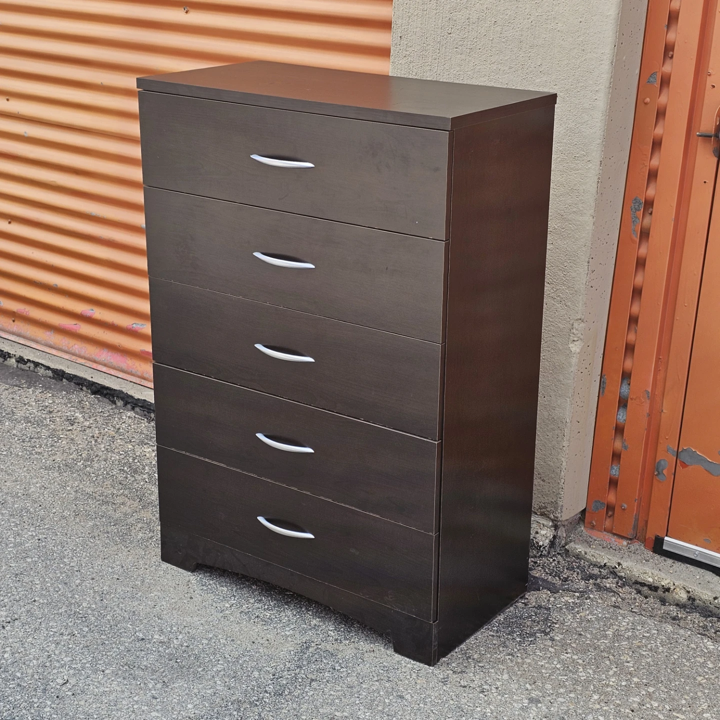 Delivery Available: Dresser 5 drawer