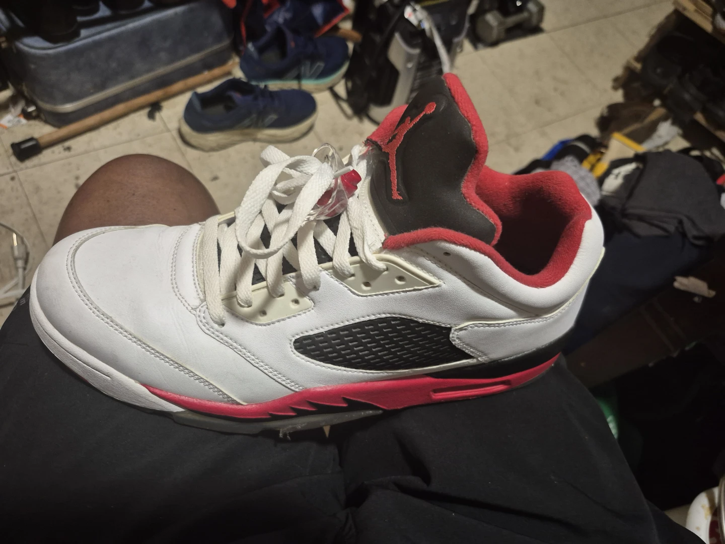 Air Jordan 5 Low White Red Basketball Shoes - photo 3